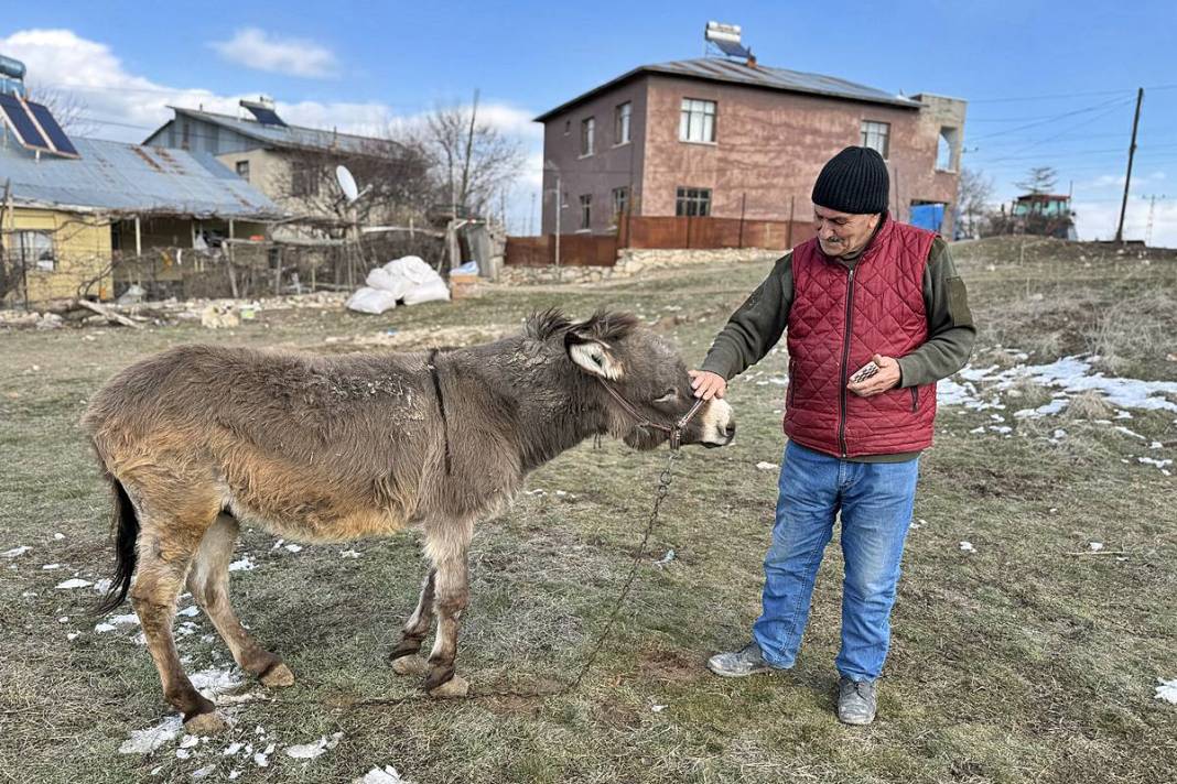 Hikayesi duyulunca Türkiye'nin her yerinden destek yağdı! 72 yaşında, 21 yıldır usanmıyor bıkmıyor 2